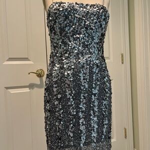 Elegant Strapless Sequin Dress - Silver
